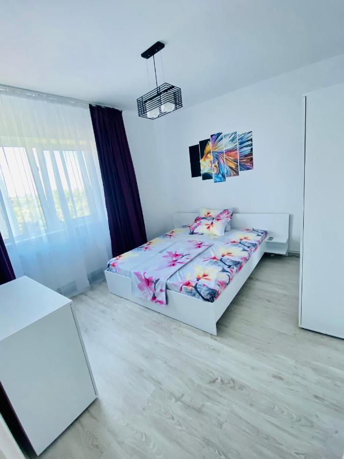 Antonia'S Apartment Constanta Bagian luar foto